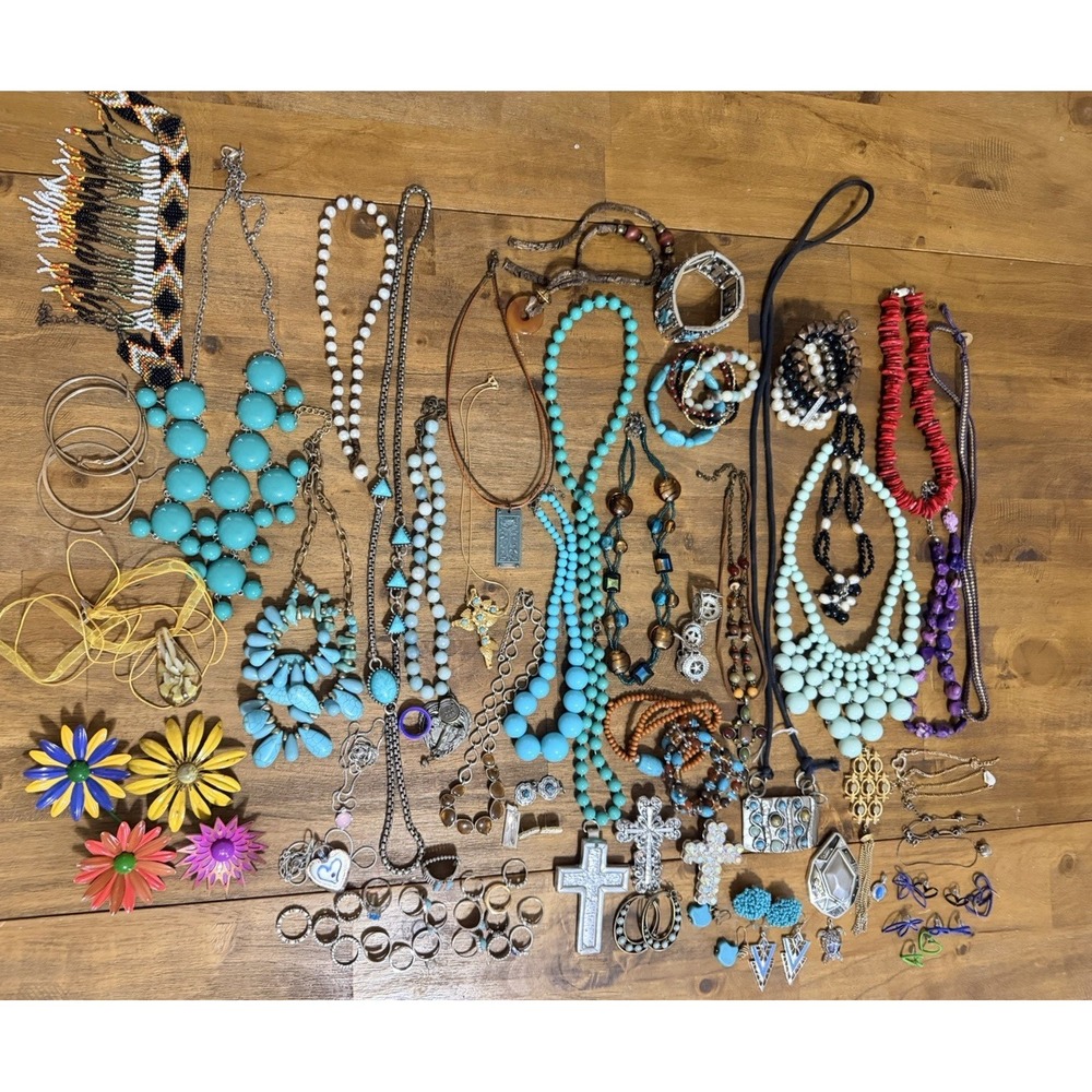 3‎ LBS Jewelry Vintage Modern 93 Pieces Necklace Earrings Bracelet - Picture 2 of 16
